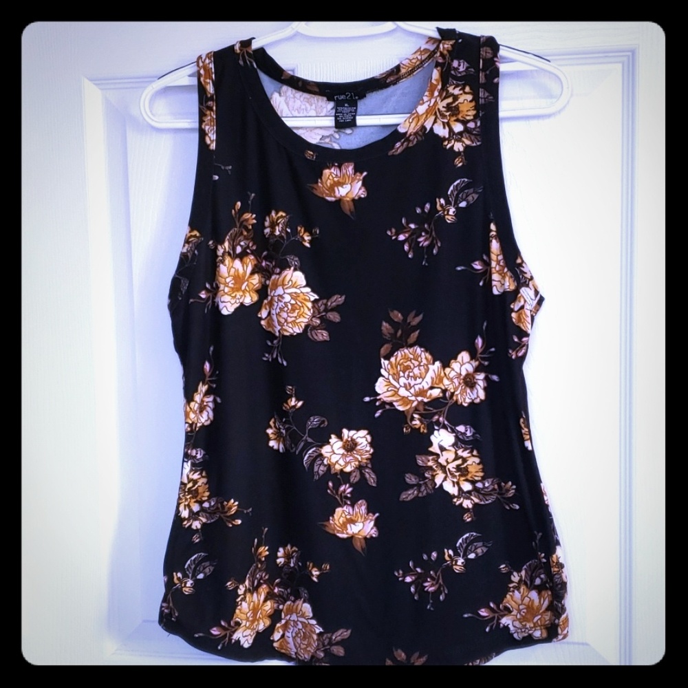Rue21 Tank